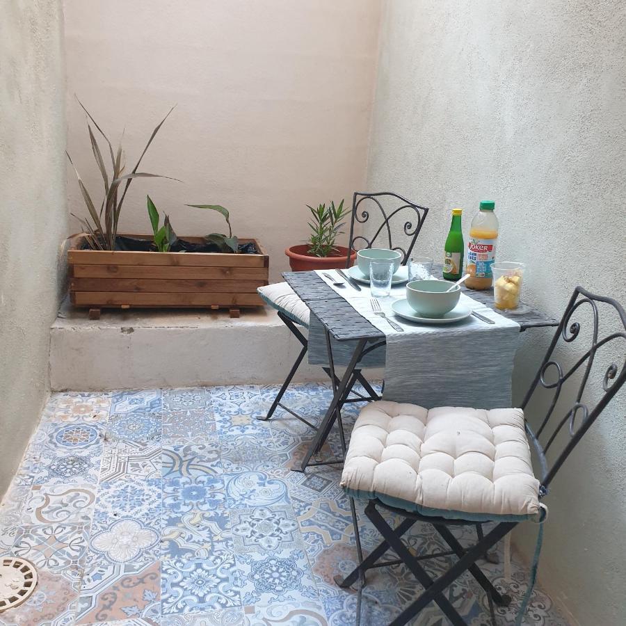 Maison Intra Muros, Terrasses Avec Vue Jaccuzzi Et Garage Avignon Buitenkant foto