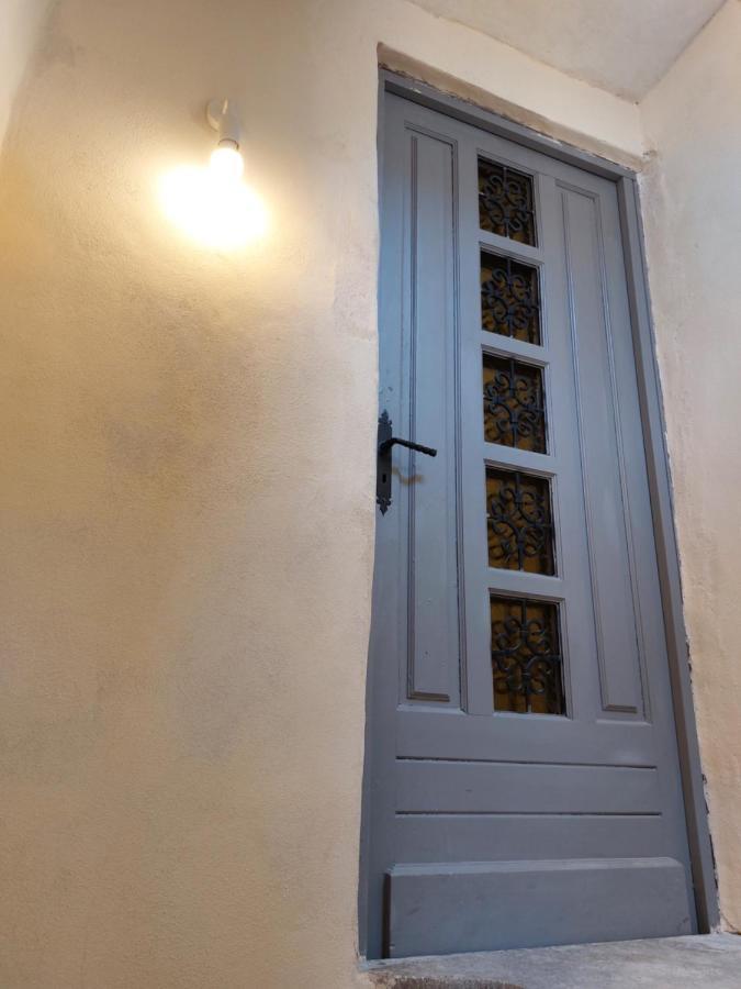 Maison Intra Muros, Terrasses Avec Vue Jaccuzzi Et Garage Avignon Buitenkant foto