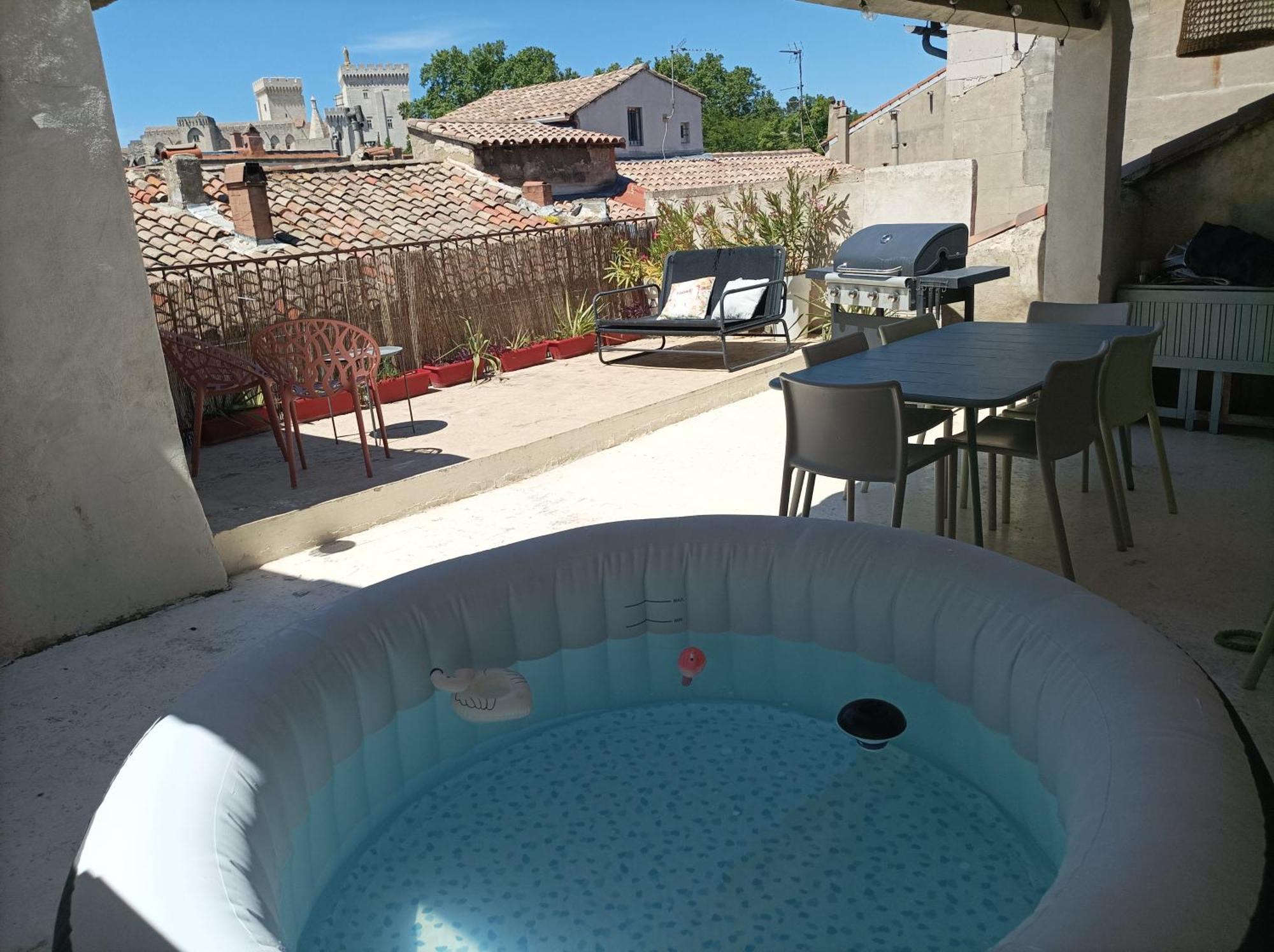 Maison Intra Muros, Terrasses Avec Vue Jaccuzzi Et Garage Avignon Kamer foto